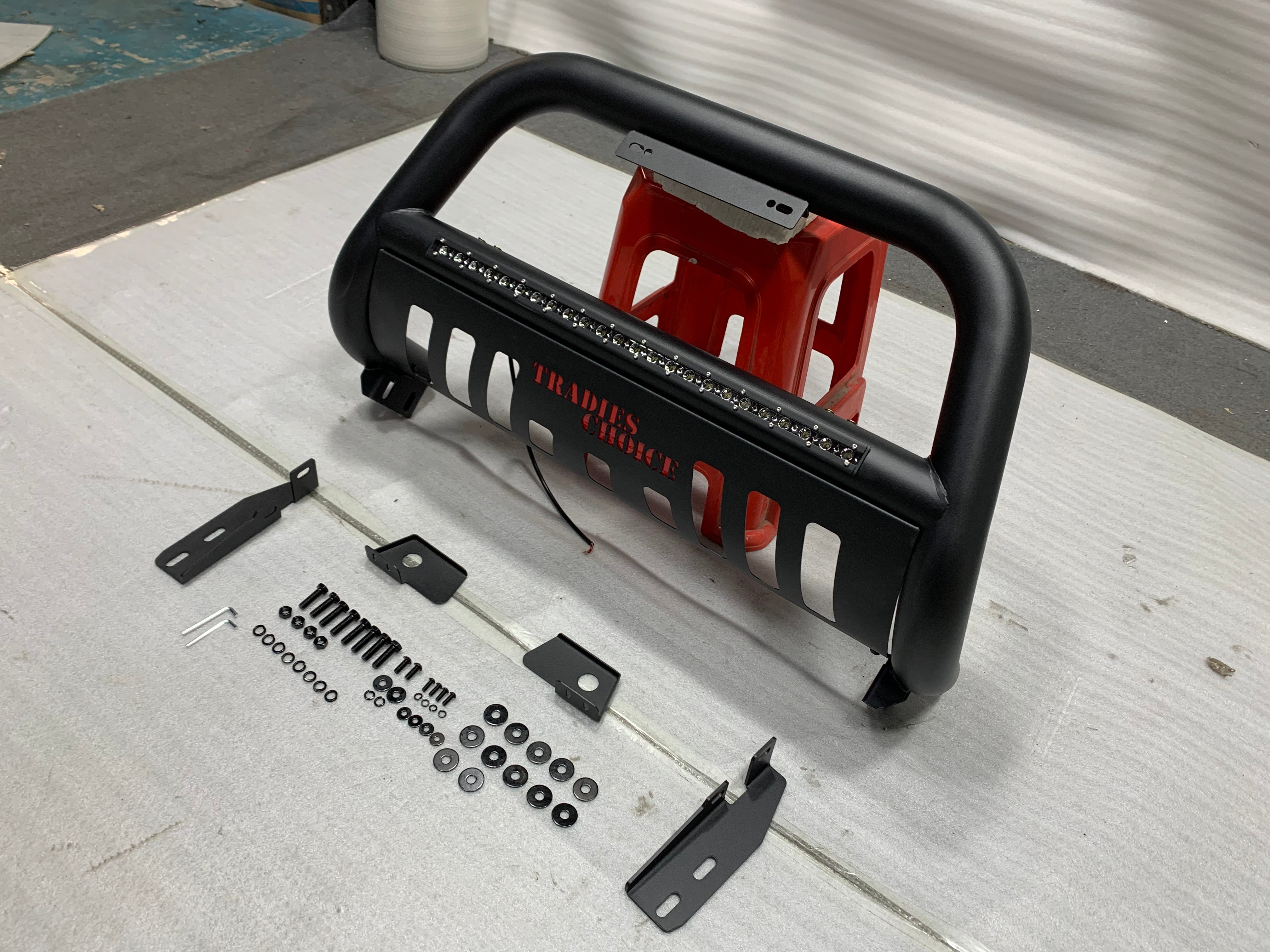 LUMABar Nudge Bar to Suit Isuzu Dmax 2015+ | Matte Finish | Steel Construction