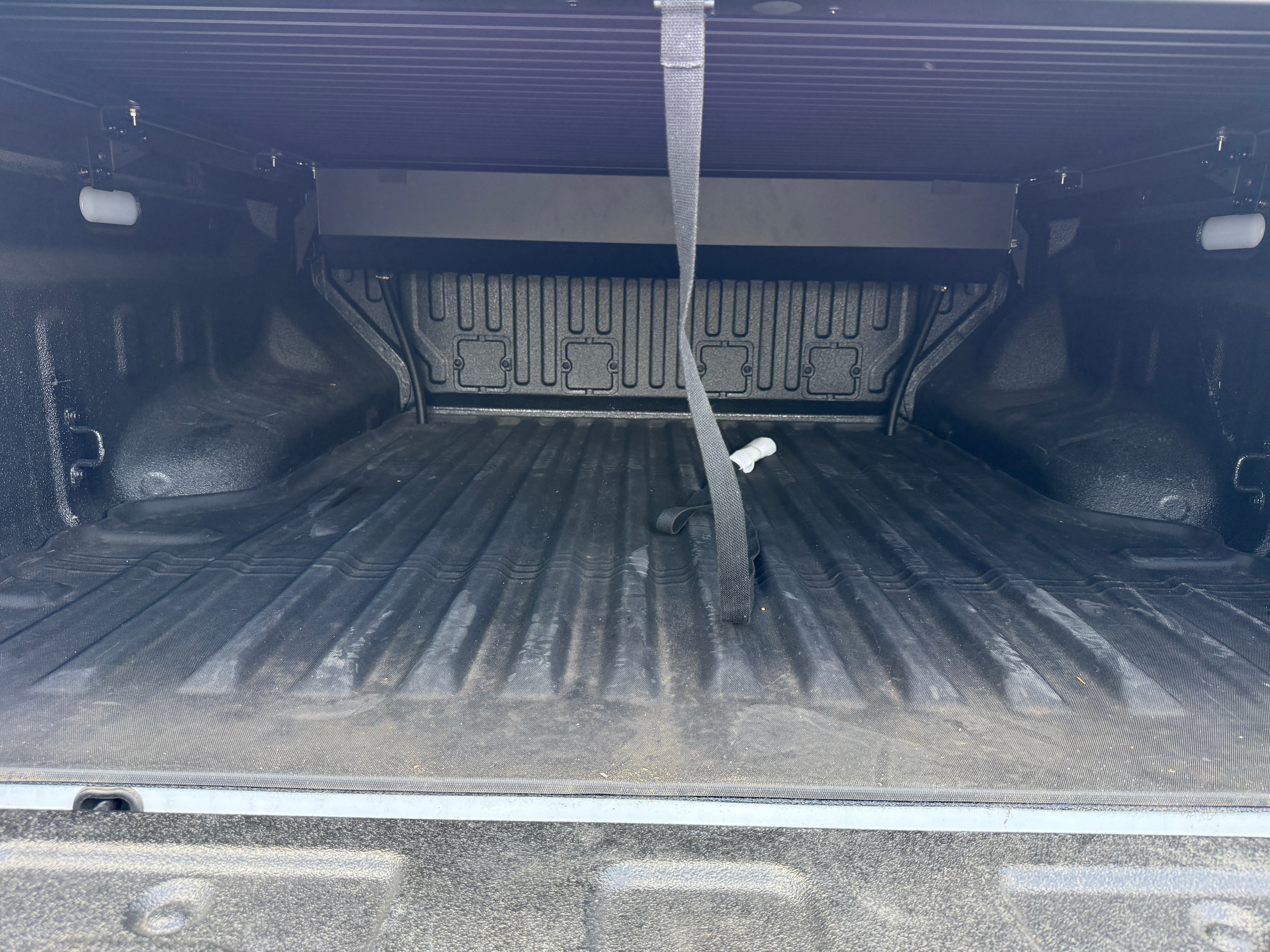 BYD Shark 6 2025 + Retractable Tonneau Roll Cover Manual Roller Shutter