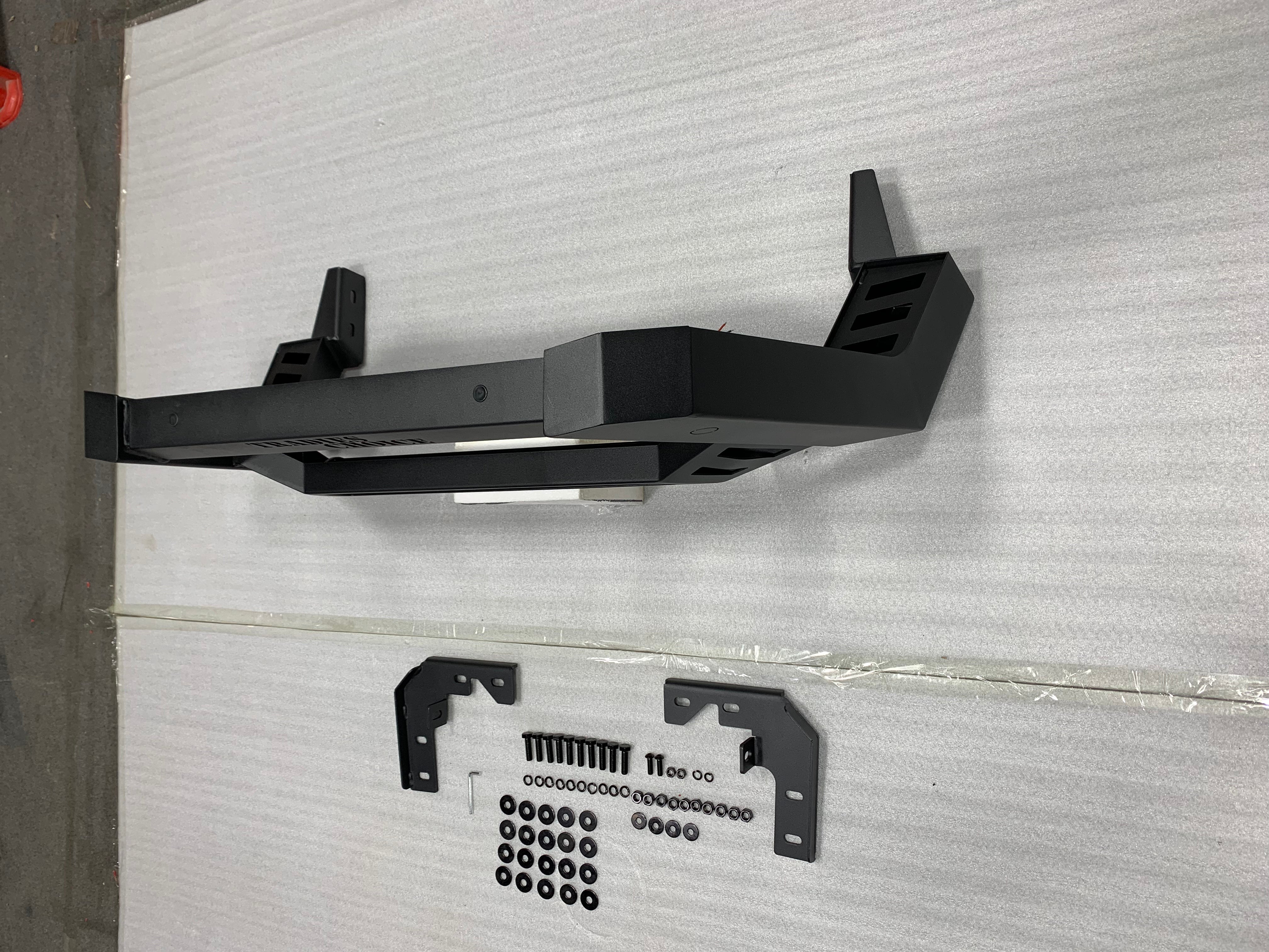 COMMANDBar Nudge Bar to Suit Isuzu Dmax 2021+ | Matte Finish | Steel Construction
