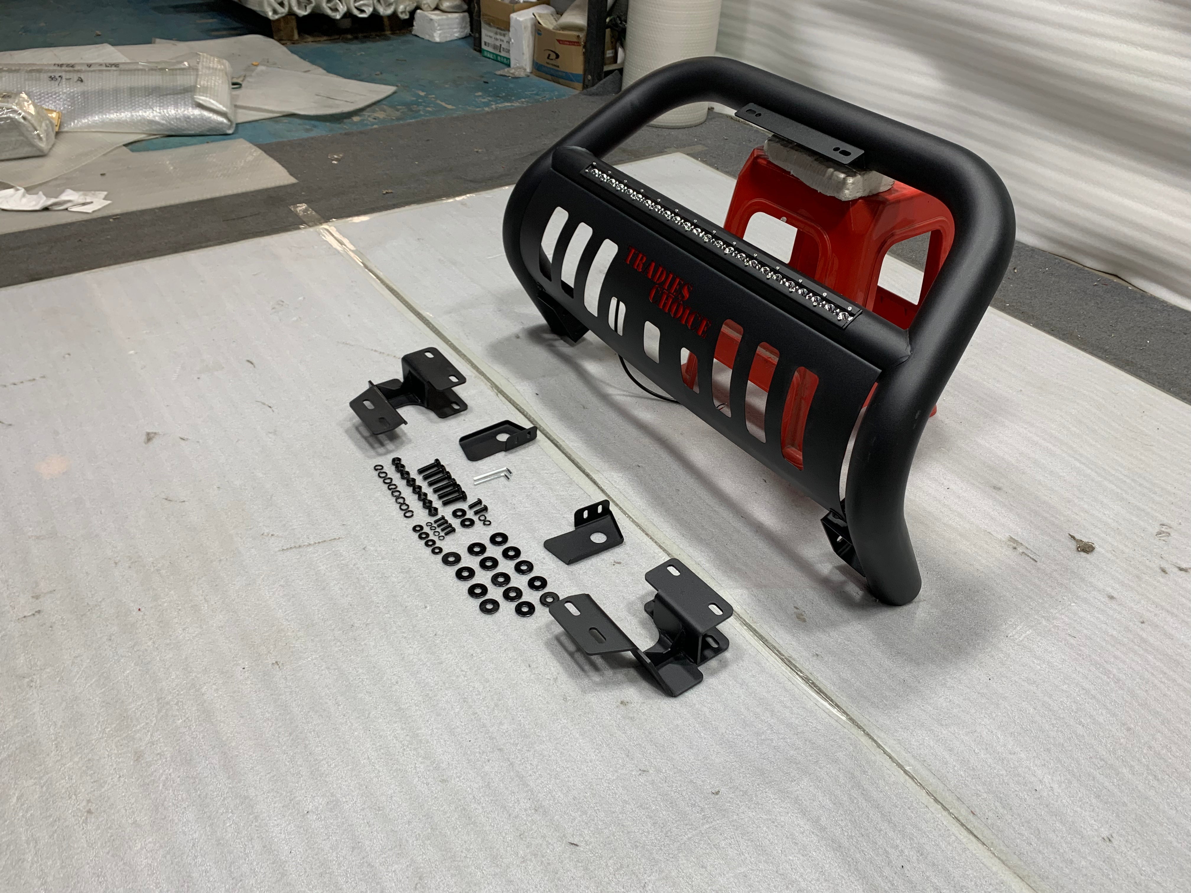 LUMABar Nudge Bar to Suit Toyota Hilux 2015+ | Matte Finish | Steel Construction