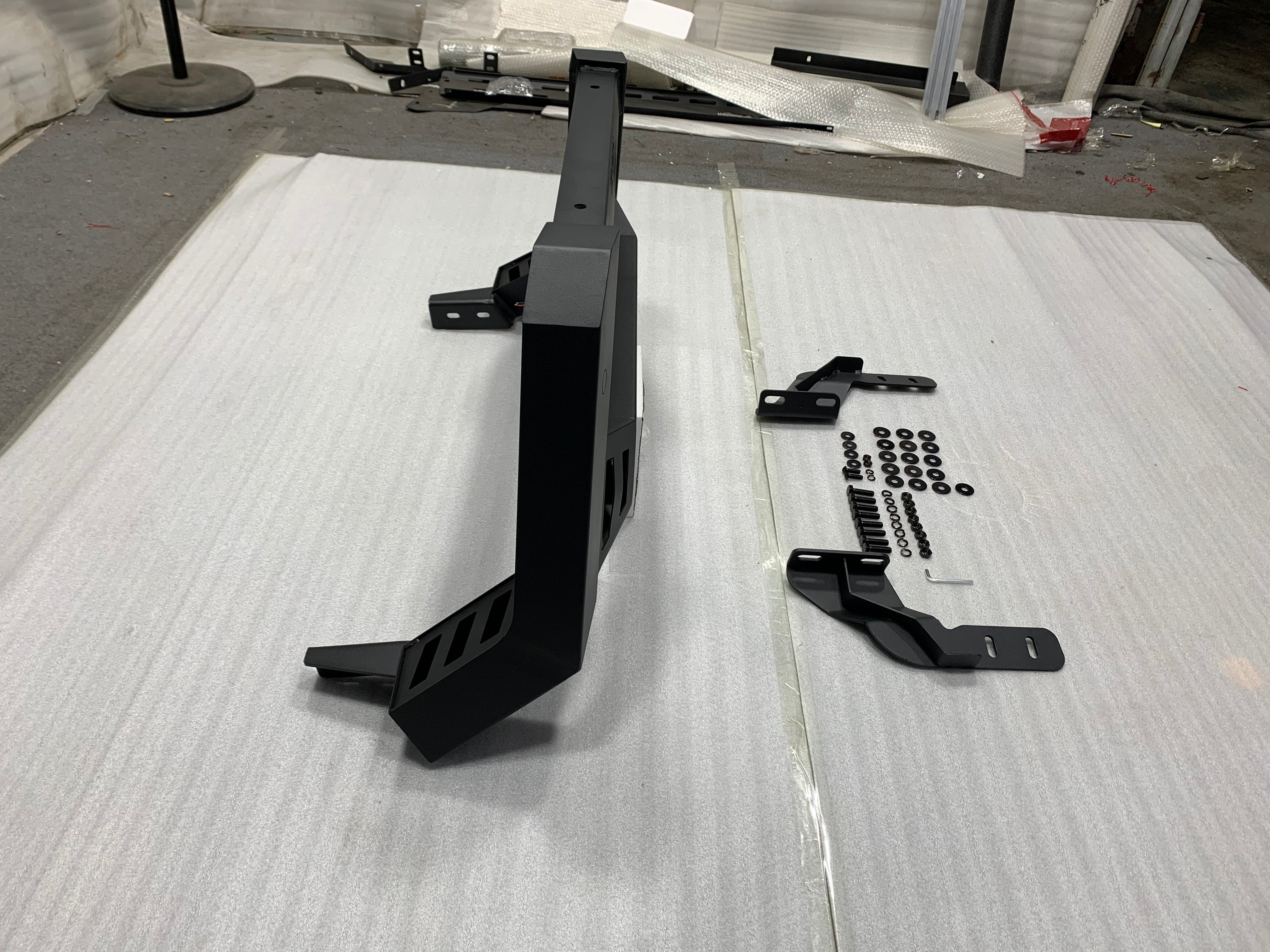 COMMANDBar Nudge Bar to Suit Nissan Navara D23 2015+ | Matte Finish | Steel Construction