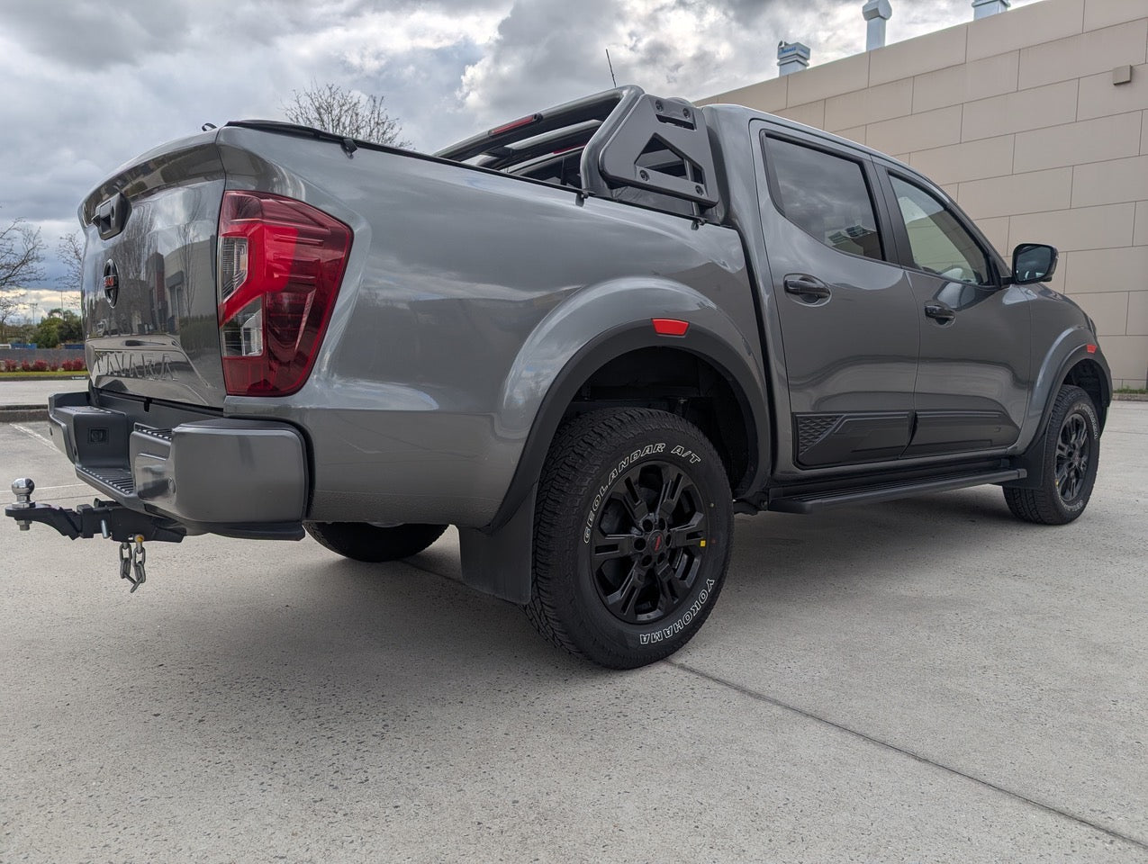 TRADIESCHOICE Side Door Body Moulding Cladding Trim for Nissan Navara NP300 21-24| Matte Black Finish New