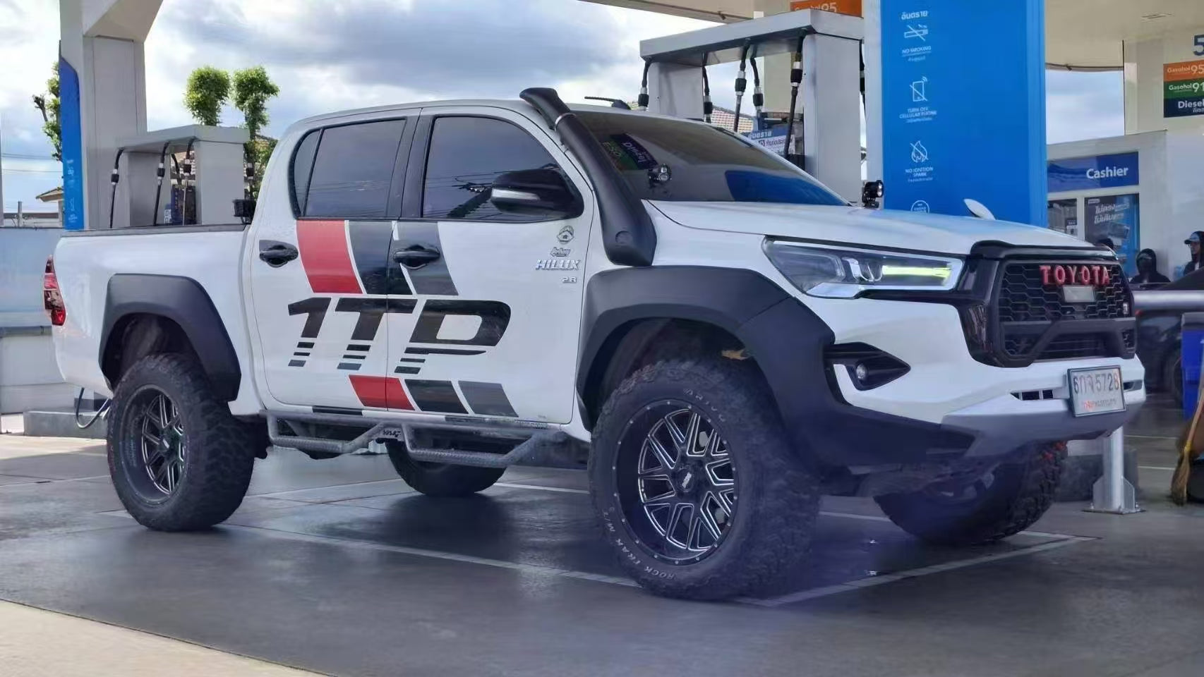 TRADIESCHOICE Premium Snorkel Kit for Toyota Hilux N80 SR5 Rogue (Narrow Body) | 2021–2025 Models