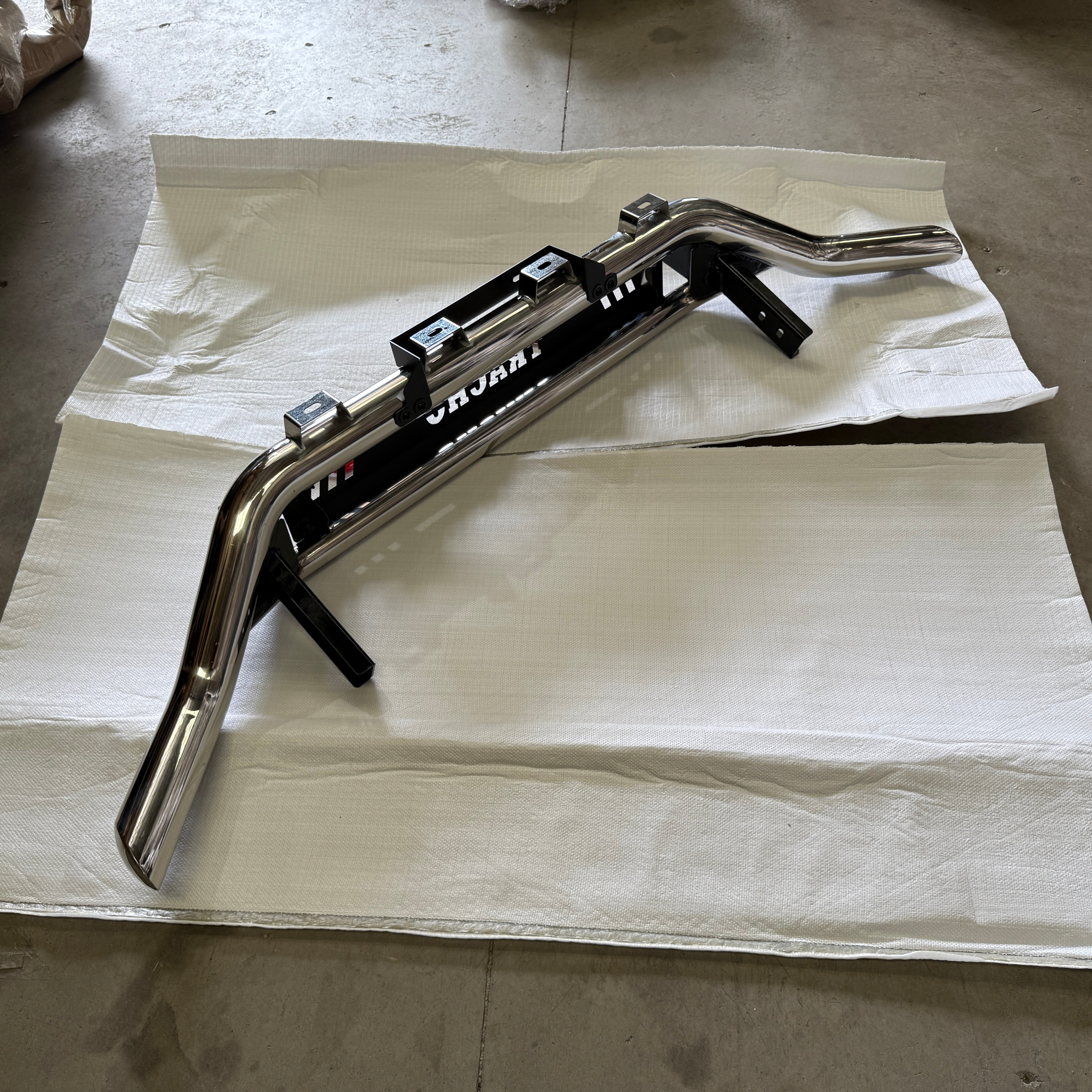 TRACHO Nudge Bar for Toyota Hilux 2015–Current | Heavy Duty 4x4 Front Protection