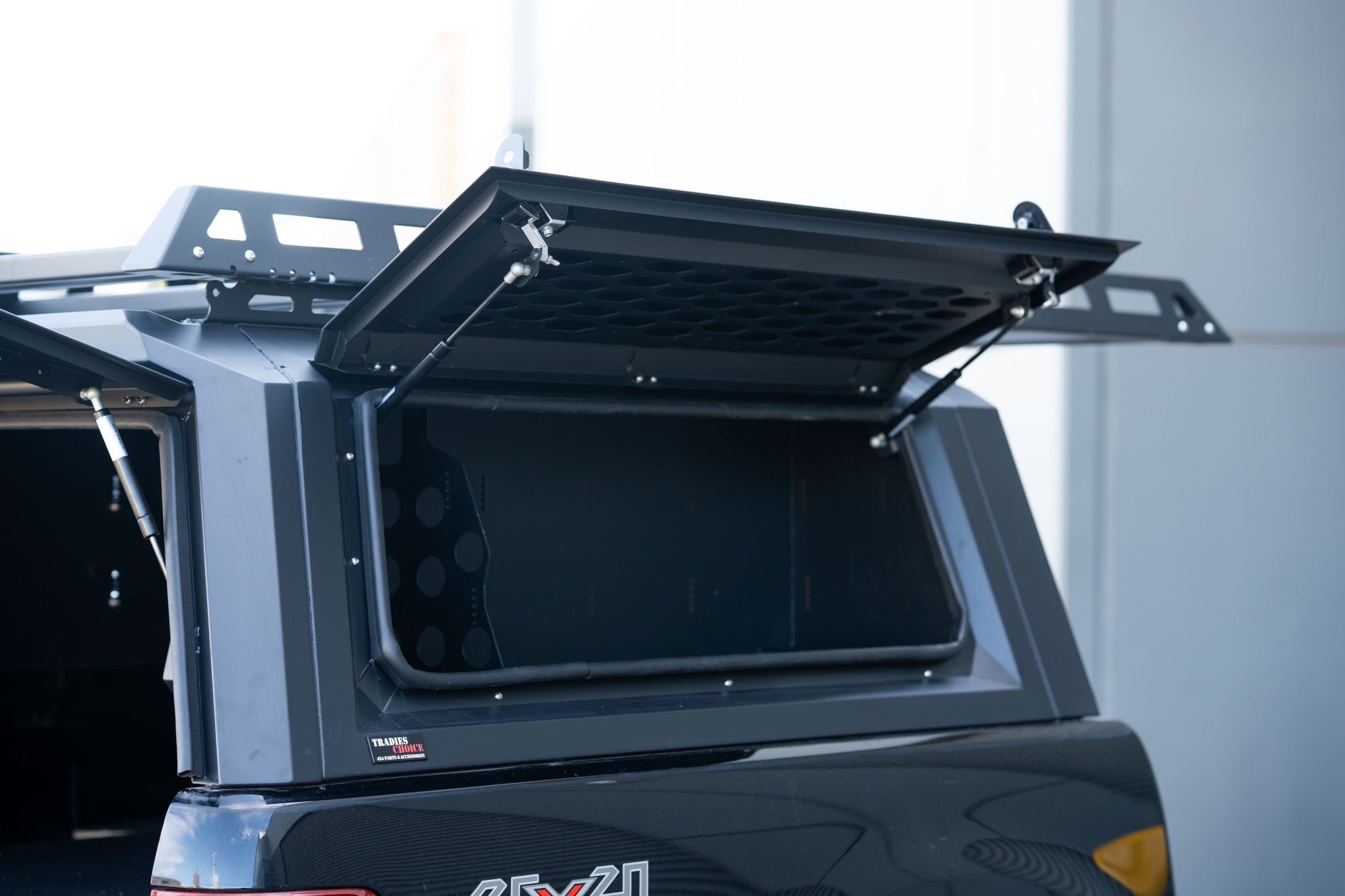RAM 1500 6'4" Tub Canopy (2019+) – Premium Aluminium Canopy