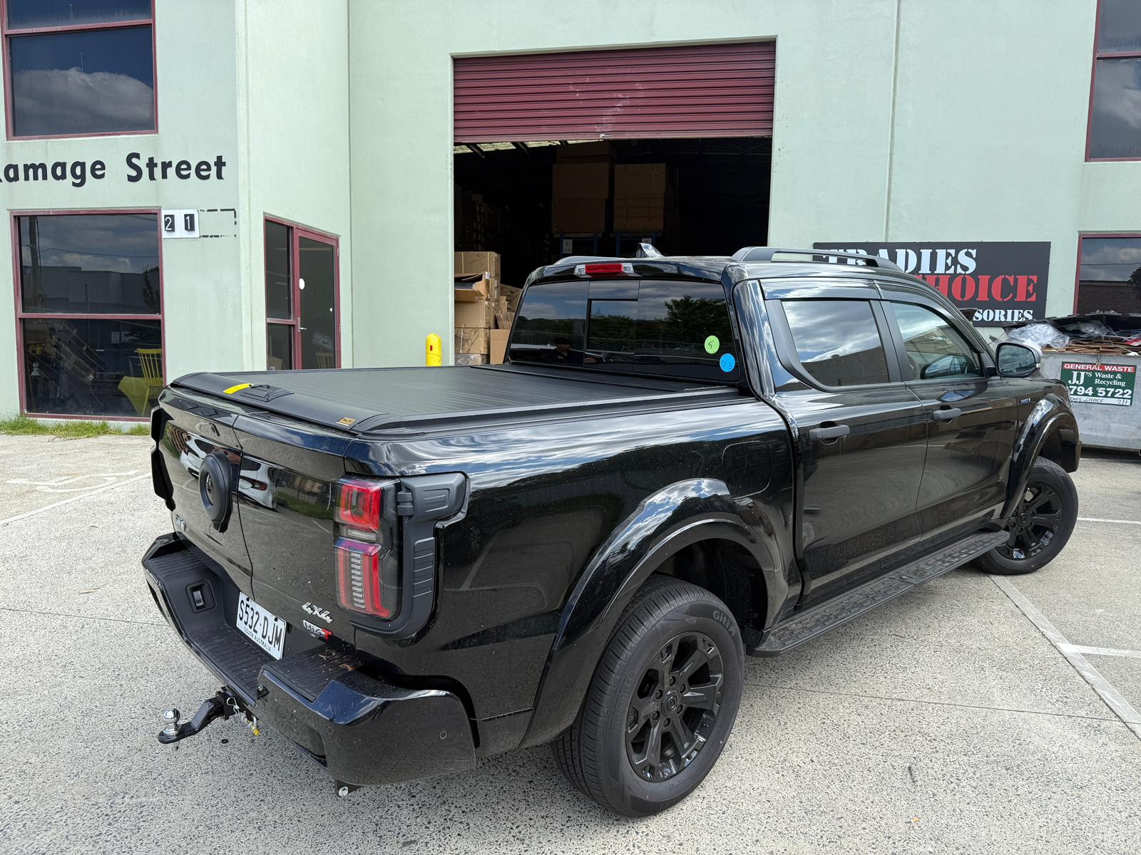 Retractable Tonneau Roll Cover for GWM Cannon Alpha Hybrid| Heavy-Duty Aluminium Roller Shutter