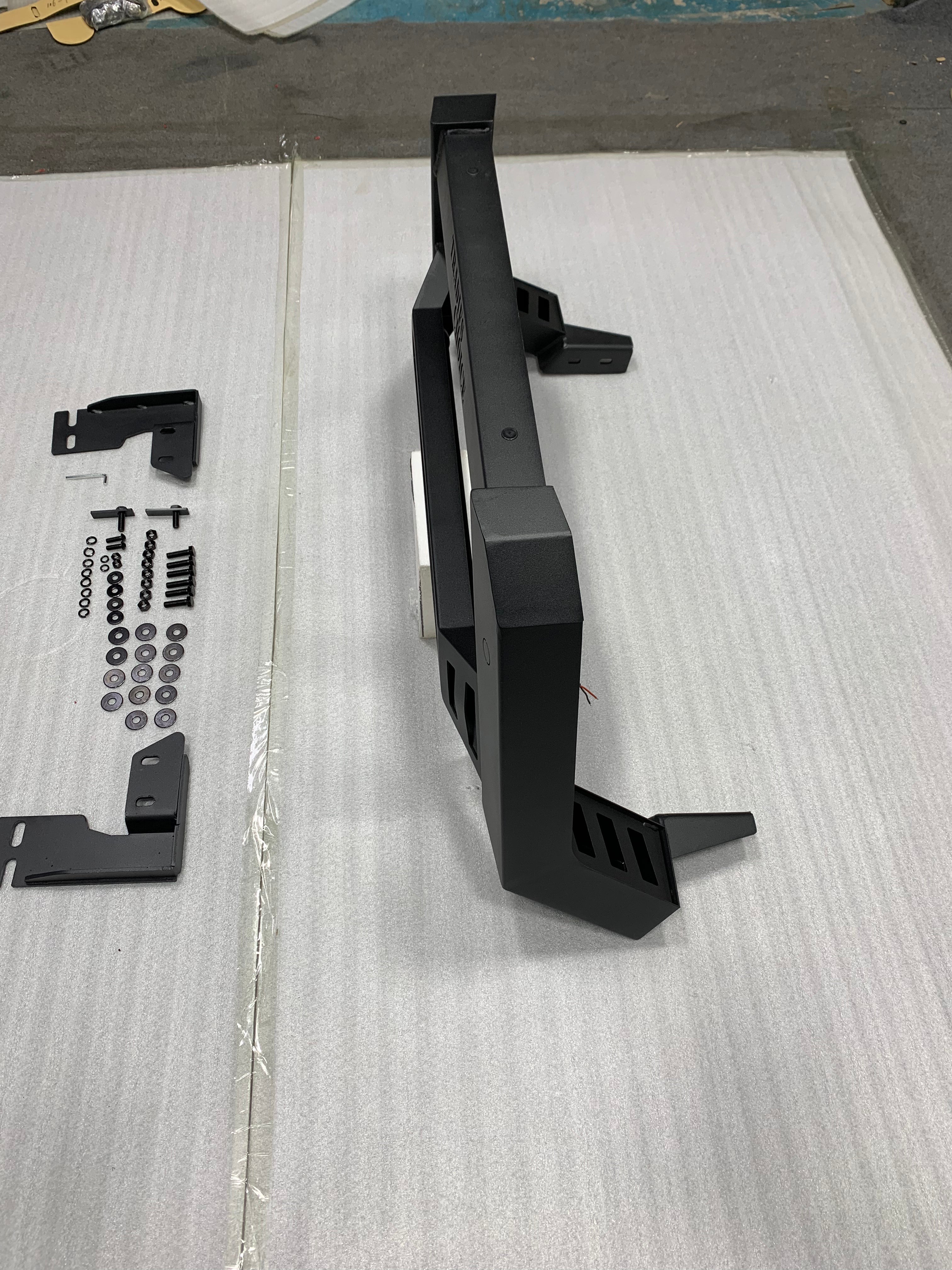 COMMANDBar  Nudge Bar to Suit Mitsubishi Triton MQ 2015+ | Matte Finish | Steel Construction