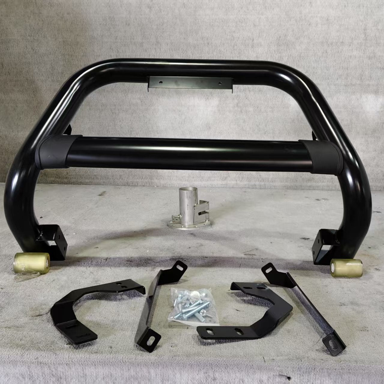 Black Nudge Bar to Suit Toyota Hilux 2005 - 2014 | Matte Finish | Stee ...