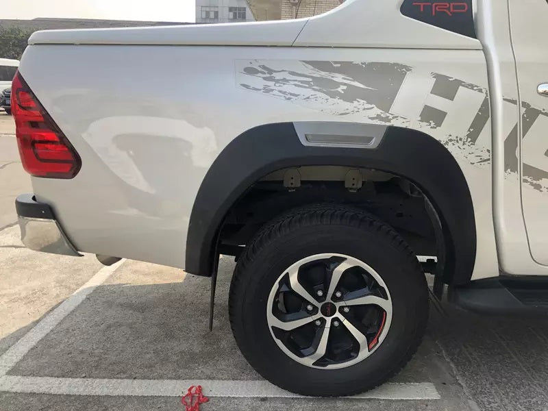 LUXURY FENDER FLARES SUITABLE FOR TOYOTA HILUX SR SR5 2021 ONWARDS