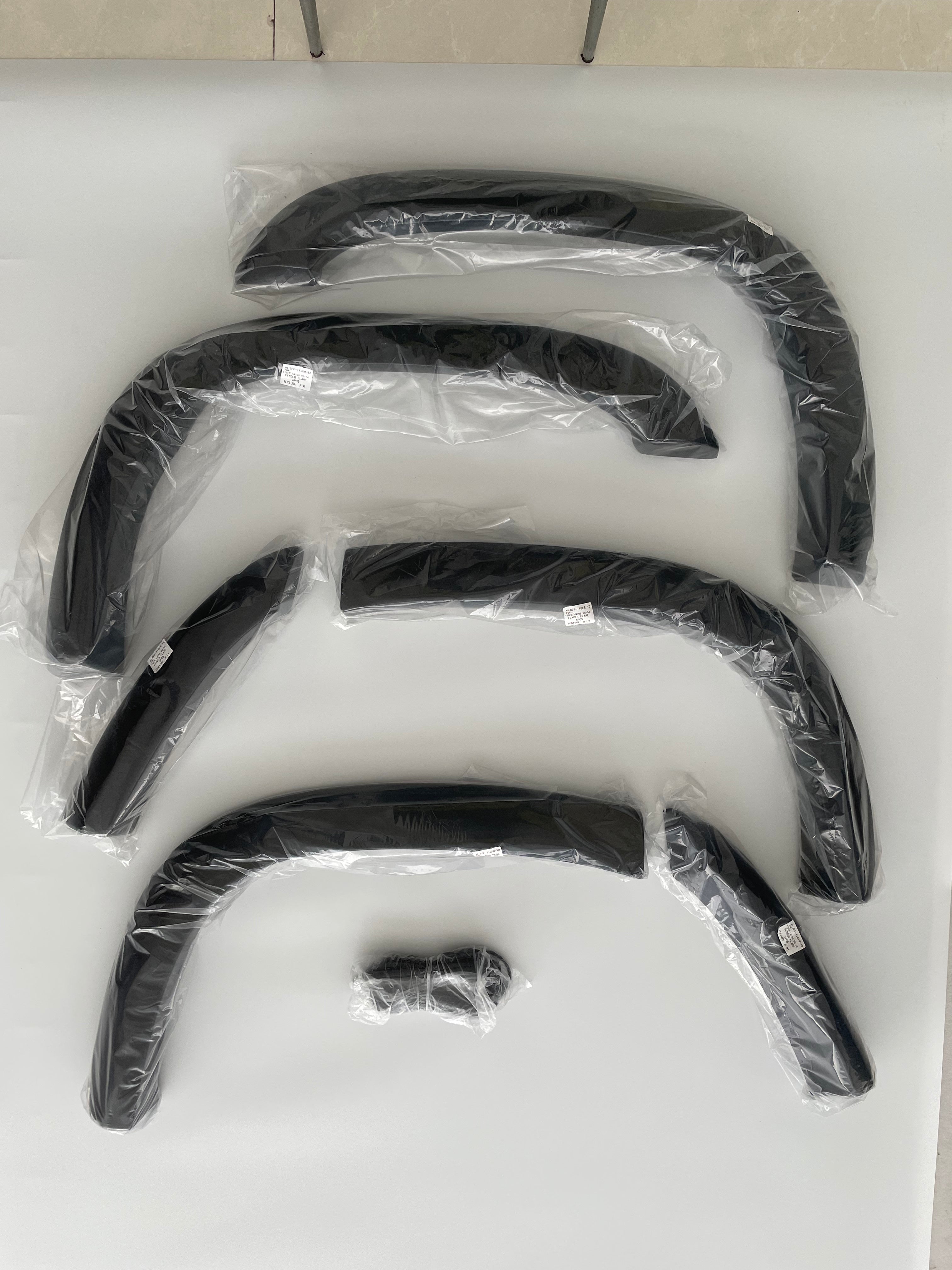 FENDER FLARES FITS TOYOTA HILUX 1988-2005 FRONT ONLY