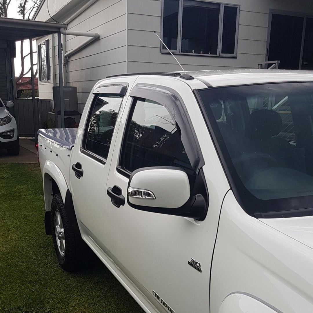 TRADIESCHOICE Bonnet Protector + Weathershields for Holden Colorado RC 2008-2011 | Window Visors for Style and Protection
