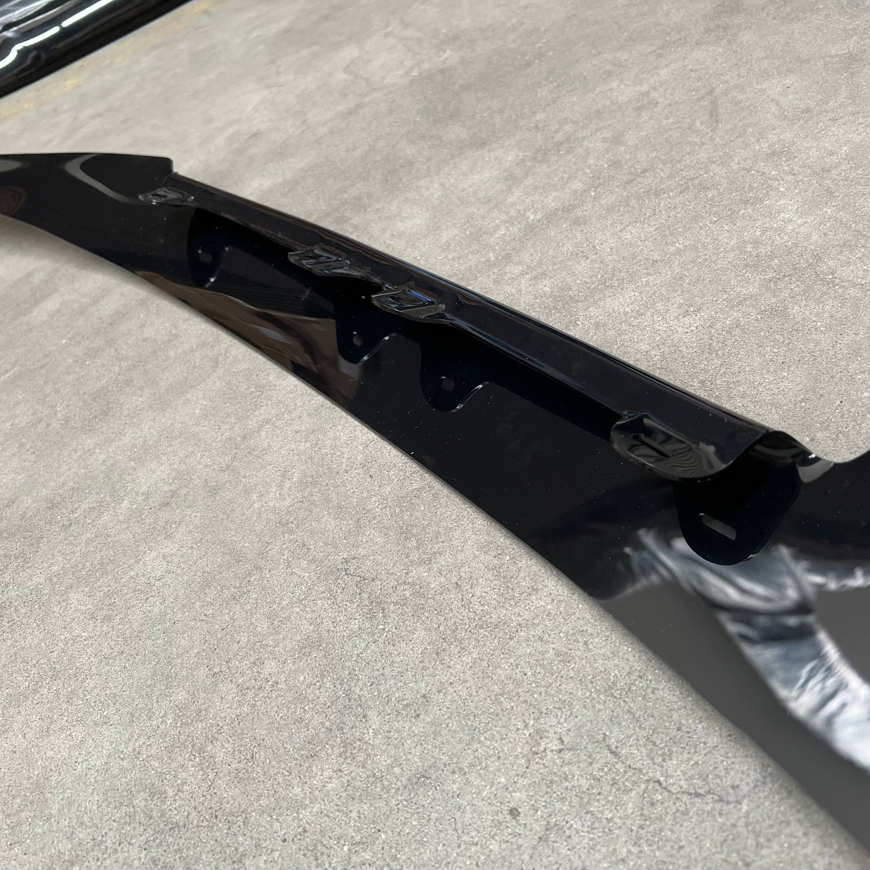 Bonnet Protector For Holden VY Commodore 2002-04 Tinted Guard